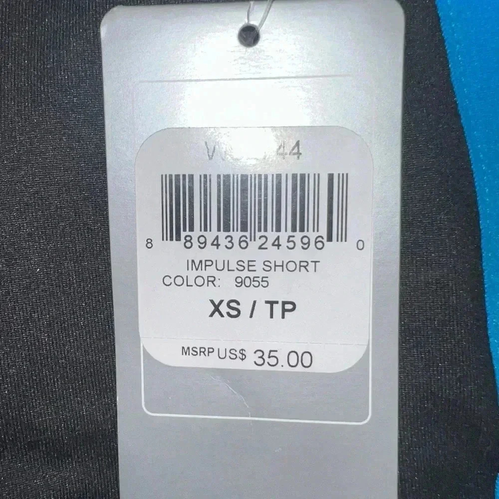 Nwt asics shorts size XS - Picture 4 of 4